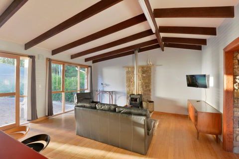 Ridgetop Hideaway - Accommodation Batemans Bay 0
