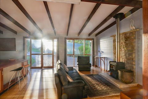 Ridgetop Hideaway - Accommodation Batemans Bay 1