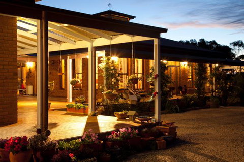 Sanctuary@Waratah - Accommodation Batemans Bay 1