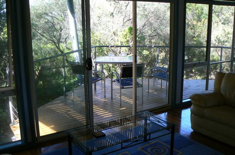 Sandy Point Beach Escape - Accommodation Batemans Bay 4