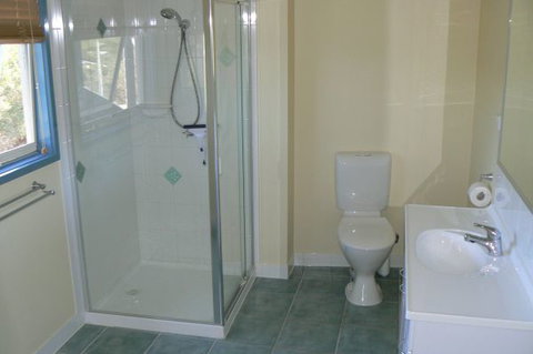 Sandy Point Beach Escape - Accommodation Batemans Bay 6