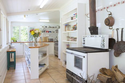 Sefton Cottage - Accommodation Batemans Bay 5