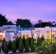 Shangri La Gardens Motel and Function Centre - Accommodation Batemans Bay