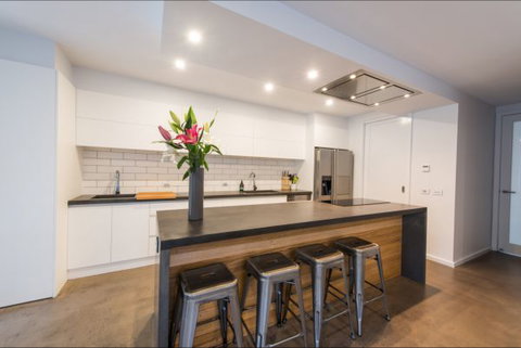 The Bright House - Accommodation Batemans Bay 0