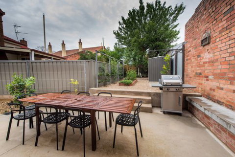 The Bright House - Accommodation Batemans Bay 4