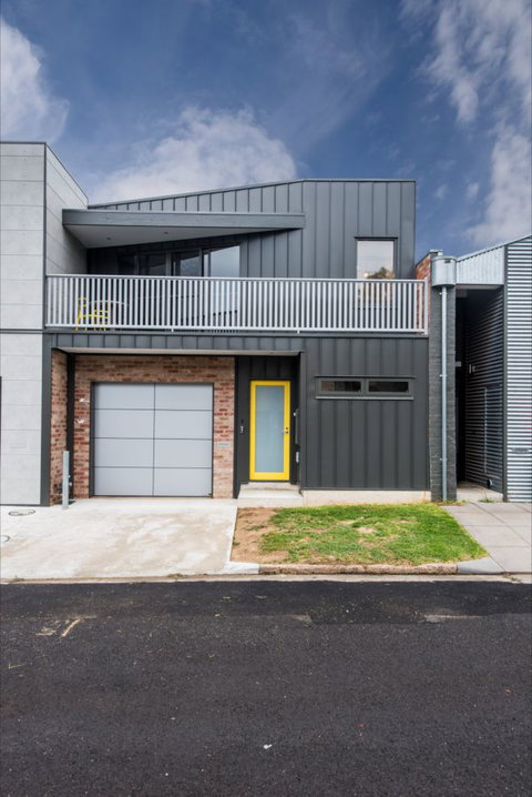 The Bright House - Accommodation Batemans Bay 6