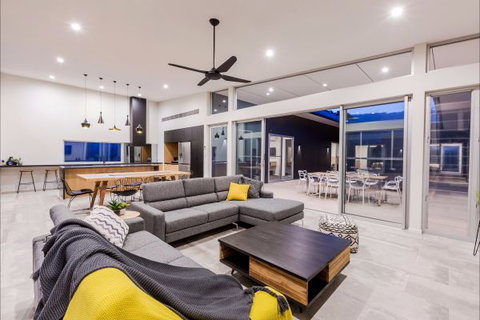 The Villas - Accommodation Batemans Bay 1