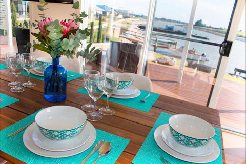 Villa Serra - Accommodation Batemans Bay 1