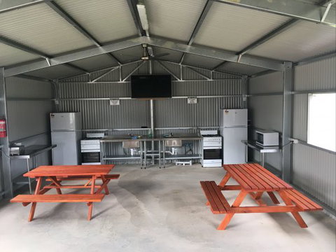 Waikerie Holiday Park - Accommodation Batemans Bay 2