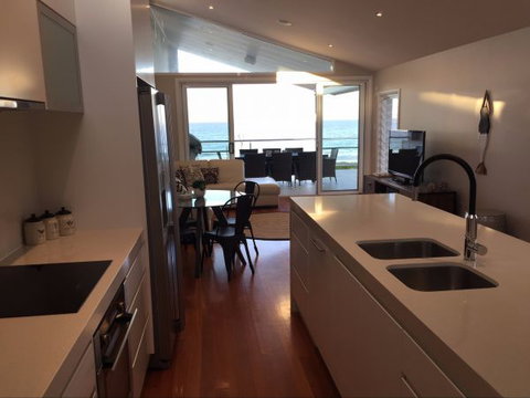 Water Front Dream - Vincentia Jervis Bay - Accommodation Batemans Bay 3