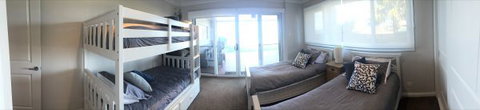 Water Front Dream - Vincentia Jervis Bay - Accommodation Batemans Bay 7