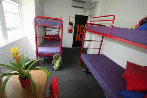 Zing! Backpackers Hostel - Accommodation Batemans Bay 9
