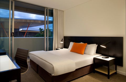 Adina Apartment Hotel Perth - Mounts Bay Road - Accommodation Batemans Bay 1