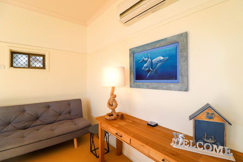 A Reflection On The Lake - Accommodation Batemans Bay 6