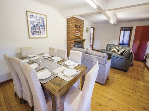 Big Yango House - Accommodation Batemans Bay 3