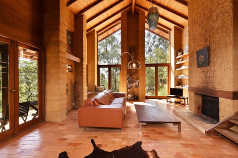 Corymbia - Accommodation Batemans Bay 0