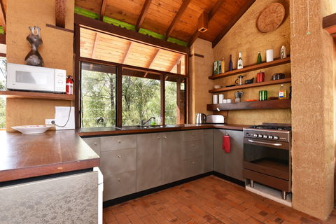 Corymbia - Accommodation Batemans Bay 1