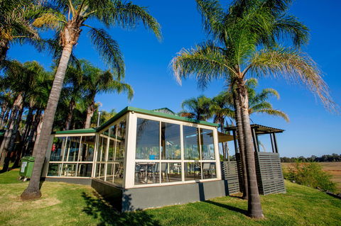 Discovery Parks - Lake Hume - Accommodation Batemans Bay 3