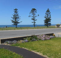 Family Ties - Accommodation Batemans Bay