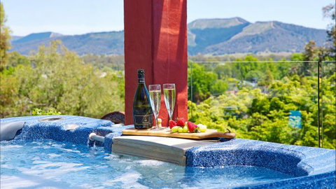 Greatview Holiday Spa Retreat For Couples - Accommodation Batemans Bay 2