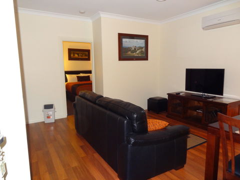Hahndorf Oak Tree Cottages - Accommodation Batemans Bay 1