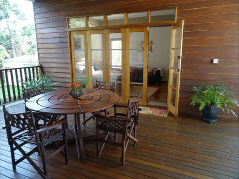 Le Piaf On Treasure Bed And Breakfast - Accommodation Batemans Bay 1