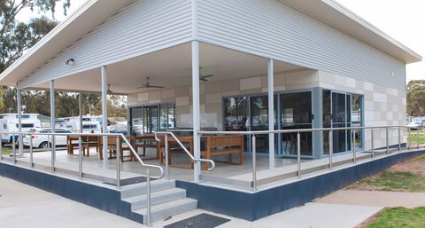 NRMA Echuca Holiday Park - Accommodation Batemans Bay 1