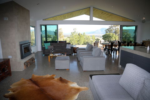 Pindara - Accommodation Batemans Bay 1