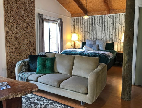 The Woolshed Cabins - Accommodation Batemans Bay 1