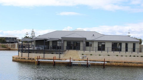 WA HomeStay - Accommodation Batemans Bay 5