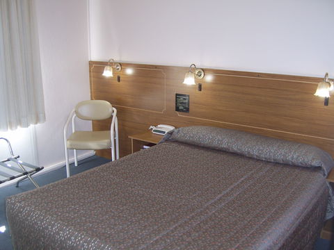 Garden Motor Inn (Golden Chain) - Accommodation Batemans Bay 2