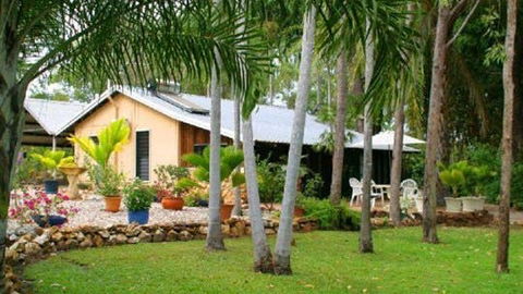 Grungle Downs Tropical Bed And Breakfast - Accommodation Batemans Bay 1