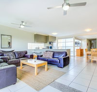 The Park Penthouse by Jervis Bay Beach Houses - Accommodation Batemans Bay