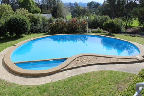 Tumut Motor Inn - Accommodation Batemans Bay 0