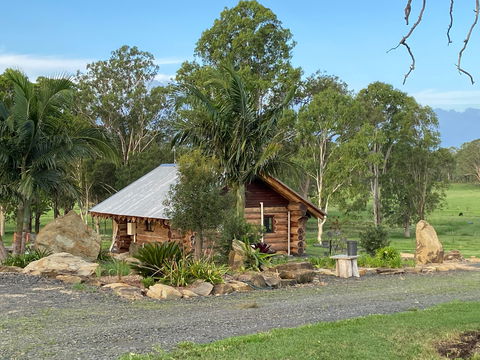 Amarina Farm Stay And Gardens - Accommodation Batemans Bay 1
