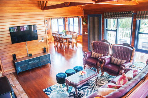 Artee House - Accommodation Batemans Bay 2