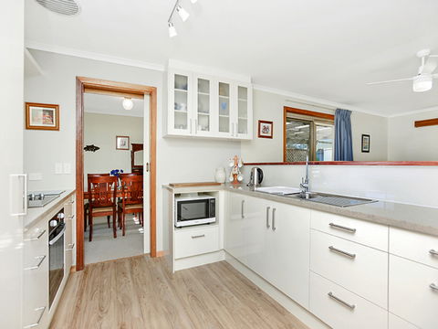 Avalon - Accommodation Batemans Bay 1