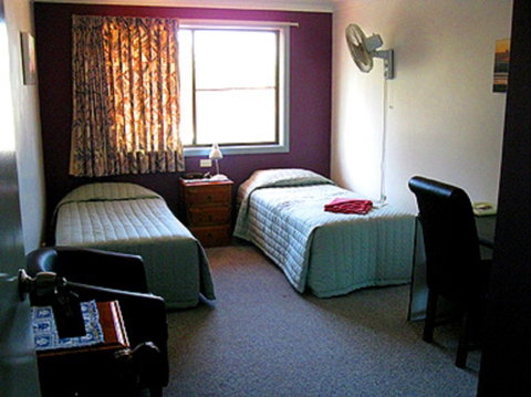 Edge Guest Rooms - Accommodation Batemans Bay 0