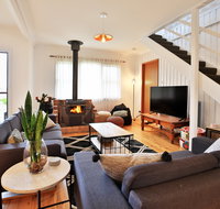 Hudson Bay at Basin View - Accommodation Batemans Bay