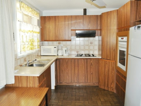 Jay Jay's Beach House - Accommodation Batemans Bay 1