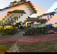 McNevins Warwick Motel and Gunyah Restaurant - Accommodation Batemans Bay