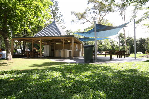 NRMA Cairns Holiday Park - Accommodation Batemans Bay 2