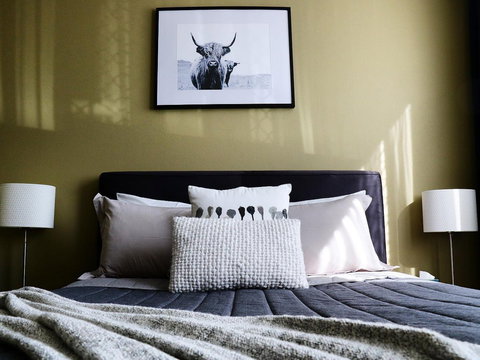 The Windsor Castle Hotel - Accommodation Batemans Bay 1