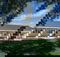 Albany Holiday Units - Accommodation Batemans Bay