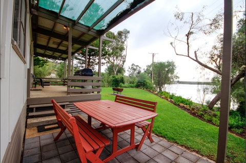 Aruma River House - Accommodation Batemans Bay 2