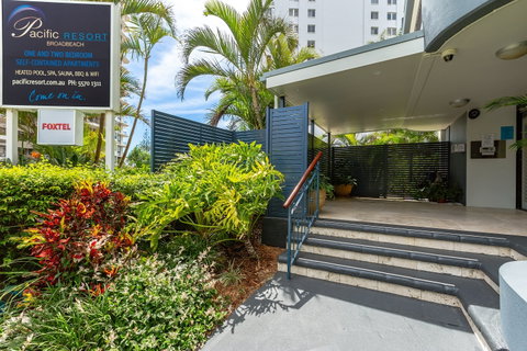 Broadbeach Pacific Resort - Accommodation Batemans Bay 1
