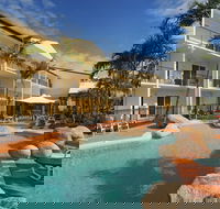 Cairns Queenslander Hotel and Apartments - Accommodation Batemans Bay
