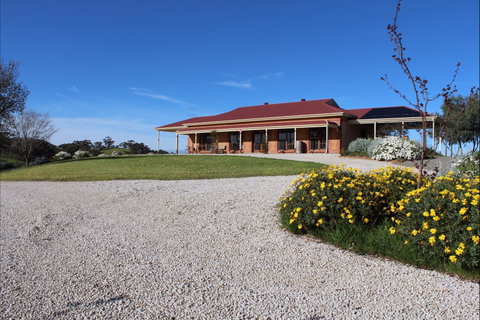 Clare View Accommodation - Clare View House - Accommodation Batemans Bay 0