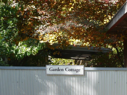 Garden Cottage Stanley - Accommodation Batemans Bay 2