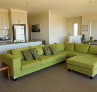 Horizons part of Blue Fin Holiday Homes - Accommodation Batemans Bay
